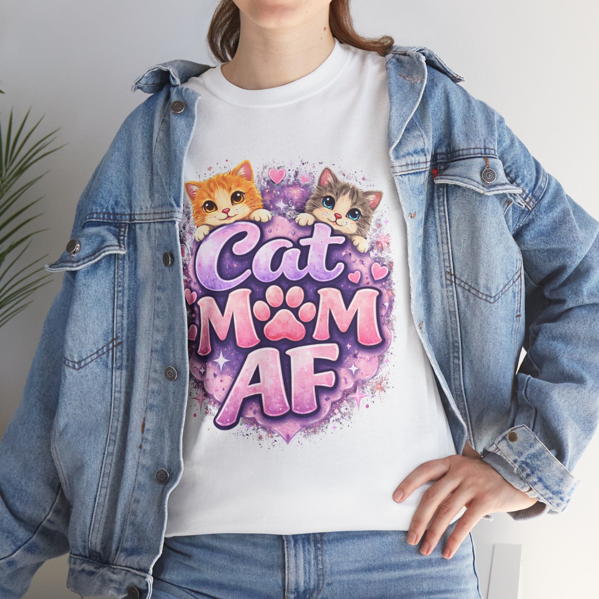 Cat Mom AF T-Shirt – Cute Kittens Paw Graphic Tee for Cat Lovers