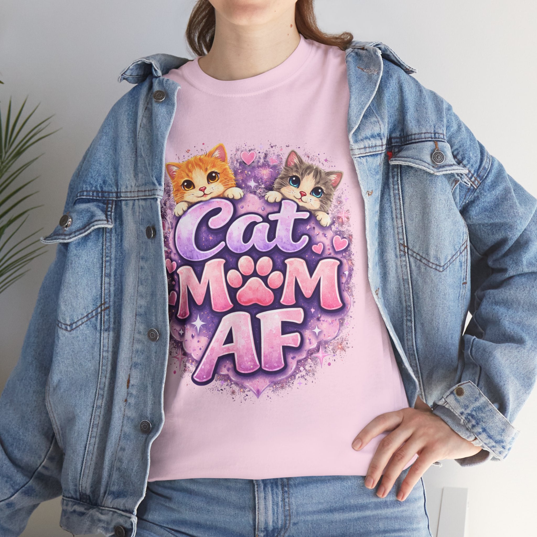 Cat Mom AF T-Shirt – Cute Kittens Paw Graphic Tee for Cat Lovers